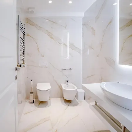 Apartament Servi Deluxe *