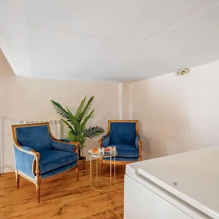 Servi Deluxe Apartment